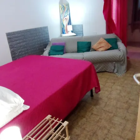 Anche No Homestay Olbia